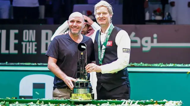 Neil Robertson and Joe Perry