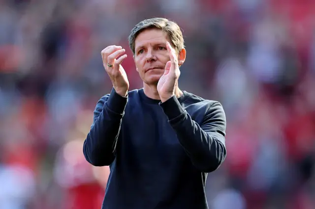 Oliver Glasner, Manager of Crystal Palace, applauds the fans following defeat