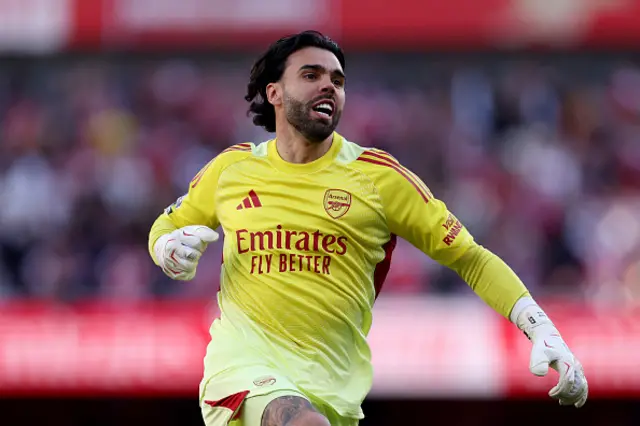 David Raya of Arsenal celebrates his team's first goal