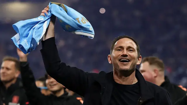 Frank Lampard celebrates