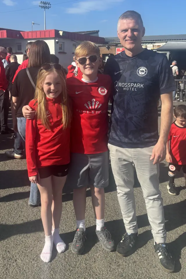 Larne fans
