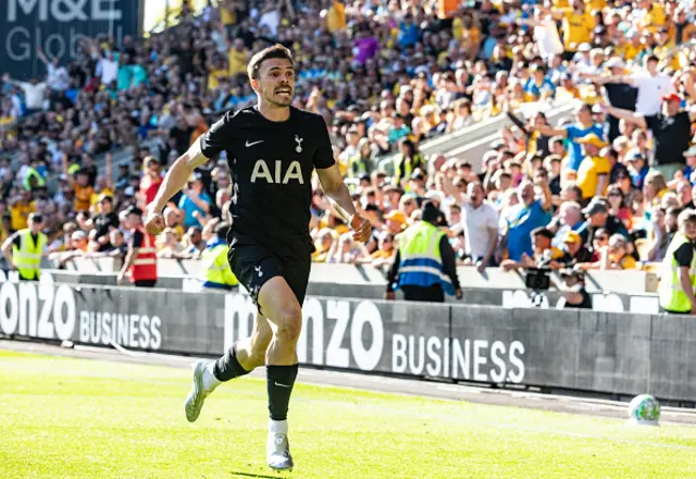 Tottenham Hotspur's Joao Palhinha celebrates scoring his side's first goal