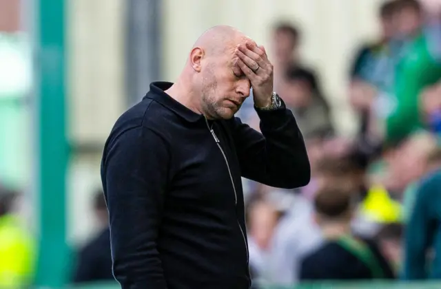 Hibernian head coach David Gray