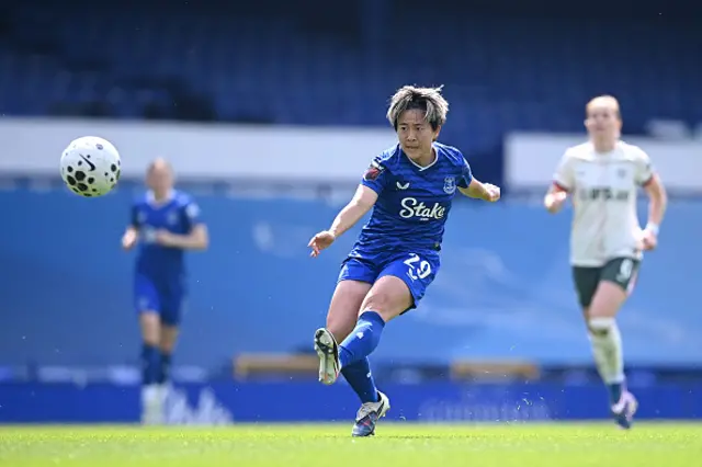 Yuka Momiki of Everton scores her team's first goal
