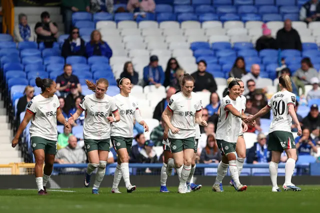 Sam Kerr of Chelsea (2R) celebrates scoring her team's second goal