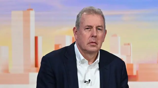 Former US ambassador Kim Darroch speaks on Sunday with Laura Kuenssberg