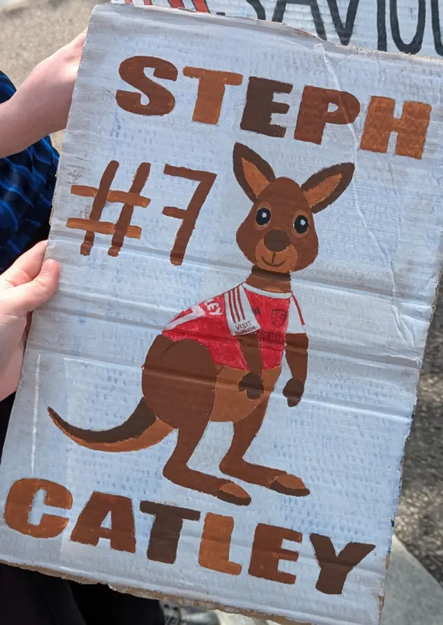 Steph Catley sign