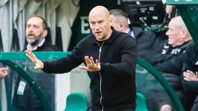 Hibs boss David Gray