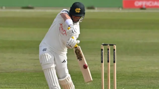 Ben Duckett batting for Notts