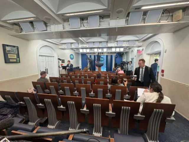 Interior of the White House briefing room