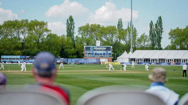 Derbyshire v Gloucestershire