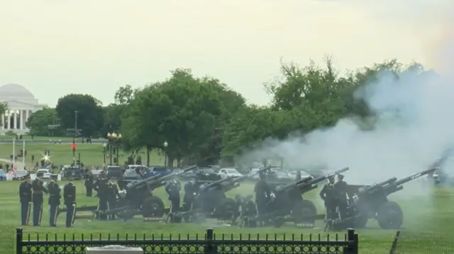 Cannon salute