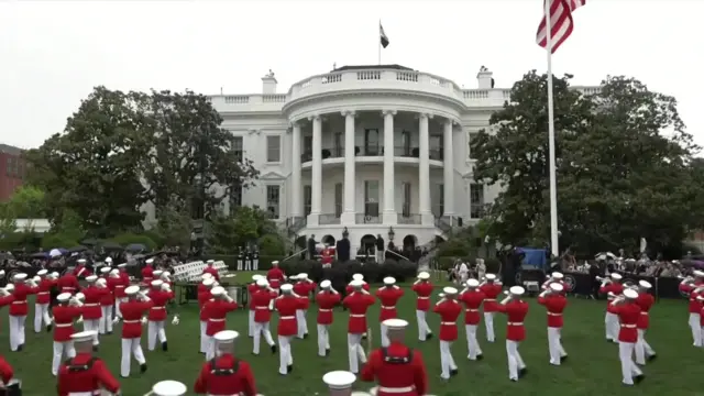 Military bank outside White House
