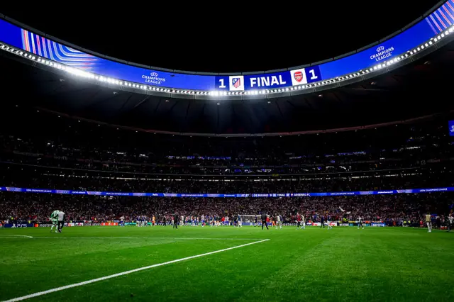 Atletico Madrid vs Arsenal at the Metropolitana (1-1)