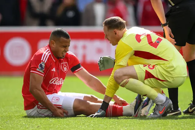 Murillo on the floor hurt