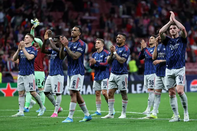 Arsenal clap fans at Atletico Madrid