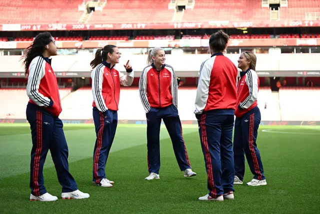 Women's Super League LIVE: Arsenal host Leicester in key game in hand ...