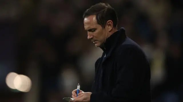 Coventry boss Frank Lampard writes notes