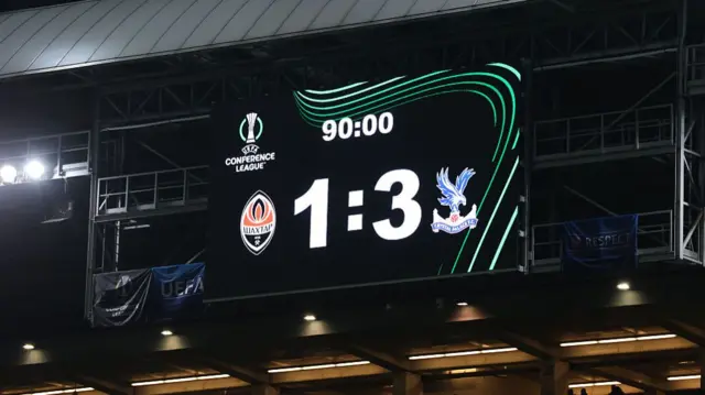 A scoreboard showing Shakhtar Donetsk 1-3 Crystal Palace