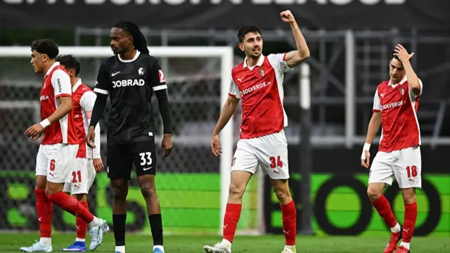Demir Ege Tiknaz of SC Braga celebrates scoring his team's first goal during the UEFA Europa League 2025/26 Semi-Final First Leg match between SC Braga and Sport-Club Freiburg
