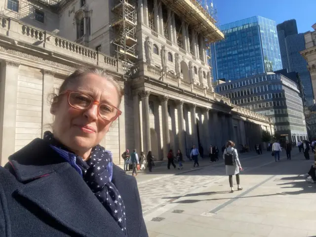 BBC business reporter Dearbail Jordan standing outside the Bank of England