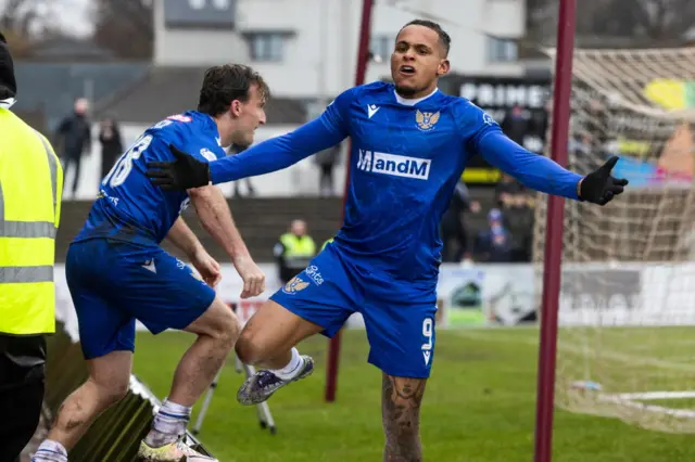 Josh Fowler scored St Johnstone's third goal