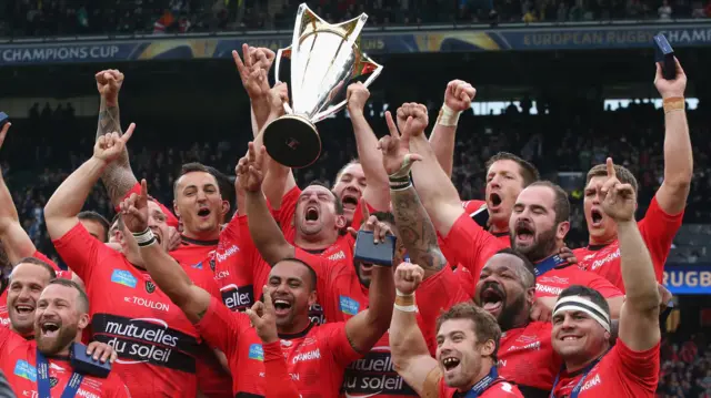 Toulon win the Champions Cup in 2015