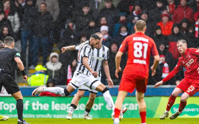 St Mirren 1-0 Aberdeen