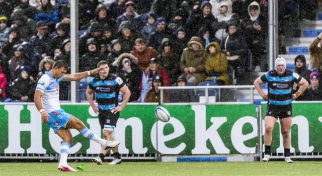 Handre Pollard kicks a penalty for Bulls