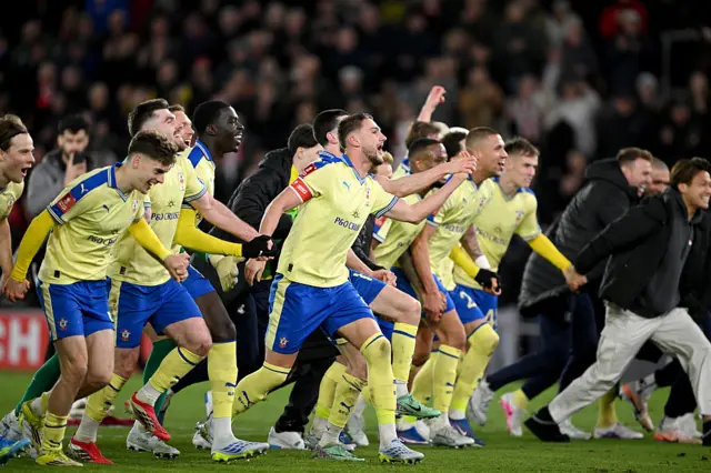 Beautiful Southampton 2-1 Arsenal: Saints Heading To Wembley Semi-finals Picture Digital Art