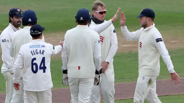 Simon Harmer takes a wicket for Essex