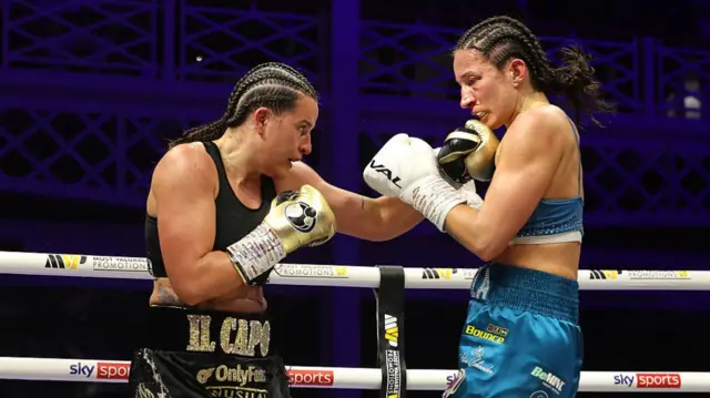 Cameron punches Kotaskova