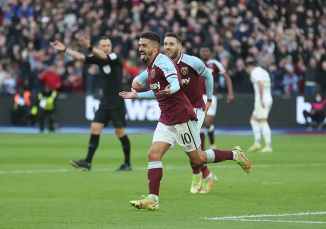 Manuel Lanzini celebrates scoring against Leeds in 2022