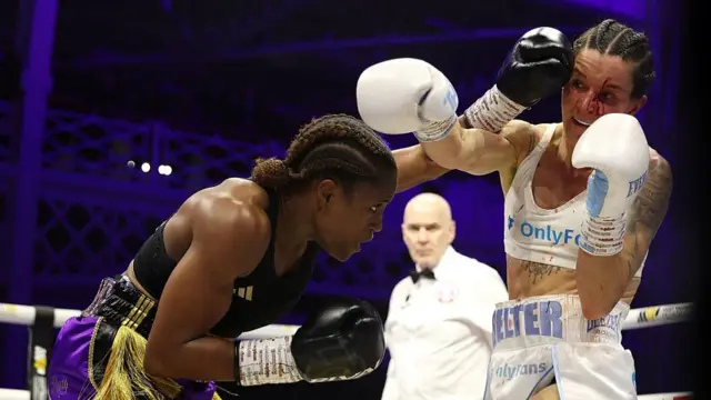 Caroline Dubois punches Terri Harper