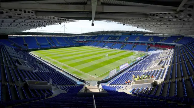 Reading's Select Car Leasing Stadium with the sun shining brightly before kick-off against Lincoln City