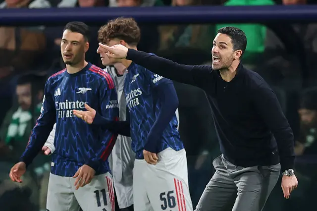 Mikel Arteta, Manager of Arsenal, reacts d