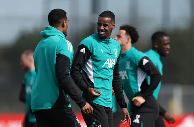 Alexander Isak in Liverpool training