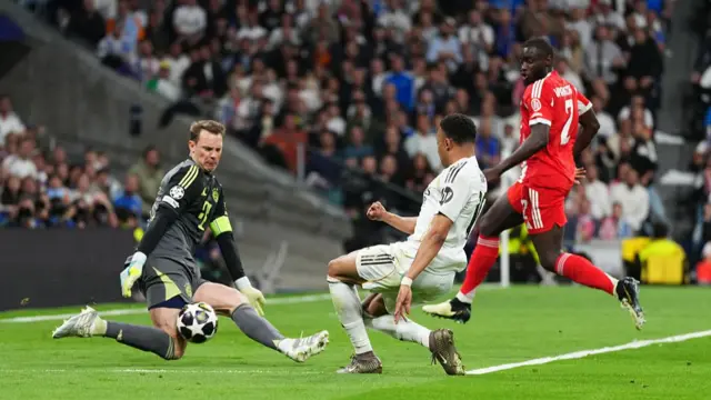 Manuel Neuer denies Kylian Mbappe