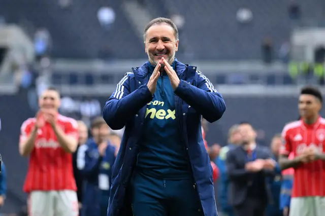 Vitor Pereira sautes the away fans