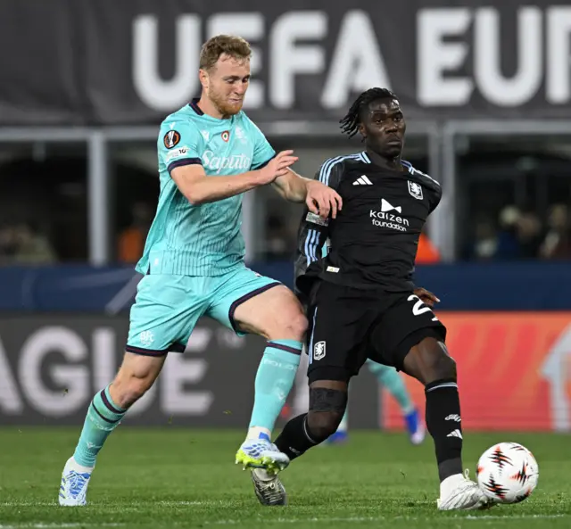 Onana pases back under pressure