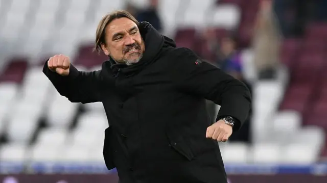 Daniel Farke celebrates