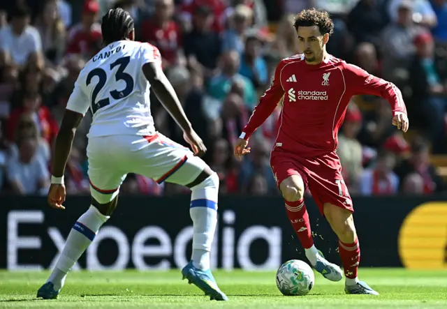 Curtis Jones playing for Liverpool against Crystal Palace