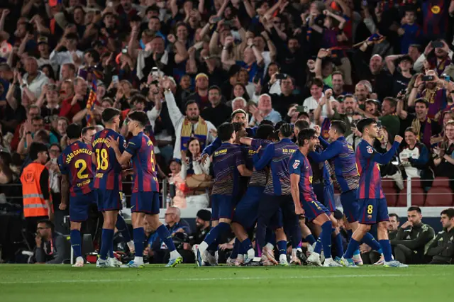 Marcus Rashford of FC Barcelona celebrates with his teammates