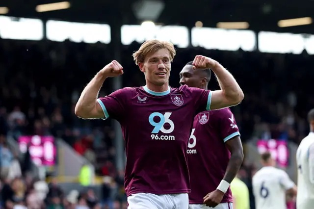 Burnley's Zian Flemming celebrates