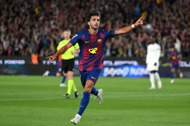 Ferran Torres of FC Barcelona celebrates scoring his team's second goal