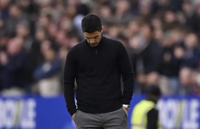 Arsenal manager Mikel Arteta reacts