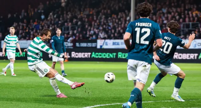 Benjamin Nygren scores for Celtic