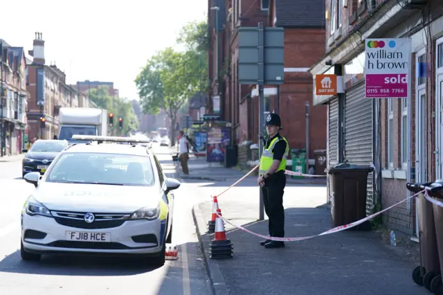 Ilkeston Road police scene