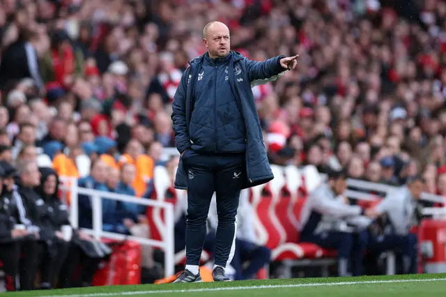 Phelan points instructions to his players