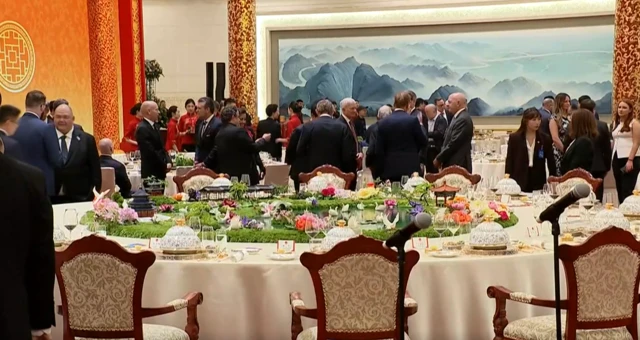 Photo showing the banquet table